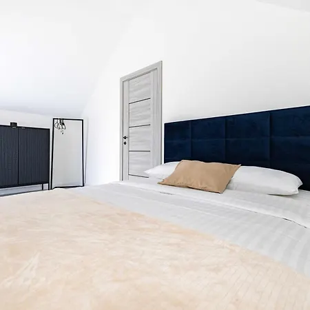 2bd/apt Private Hot Tub/terrace, By Cohost * Palanga