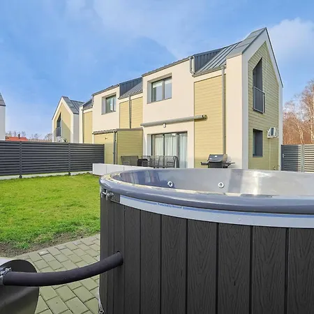 2bd/apt Private Hot Tub/terrace, By Cohost