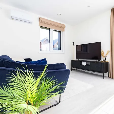 2bd/apt Private Hot Tub/terrace, By Cohost